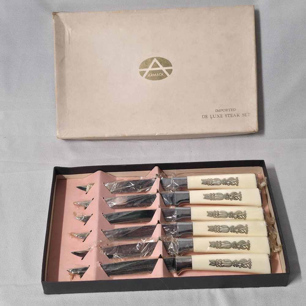 Vintage Armack 6 Piece Steak Knife Set New in Box
